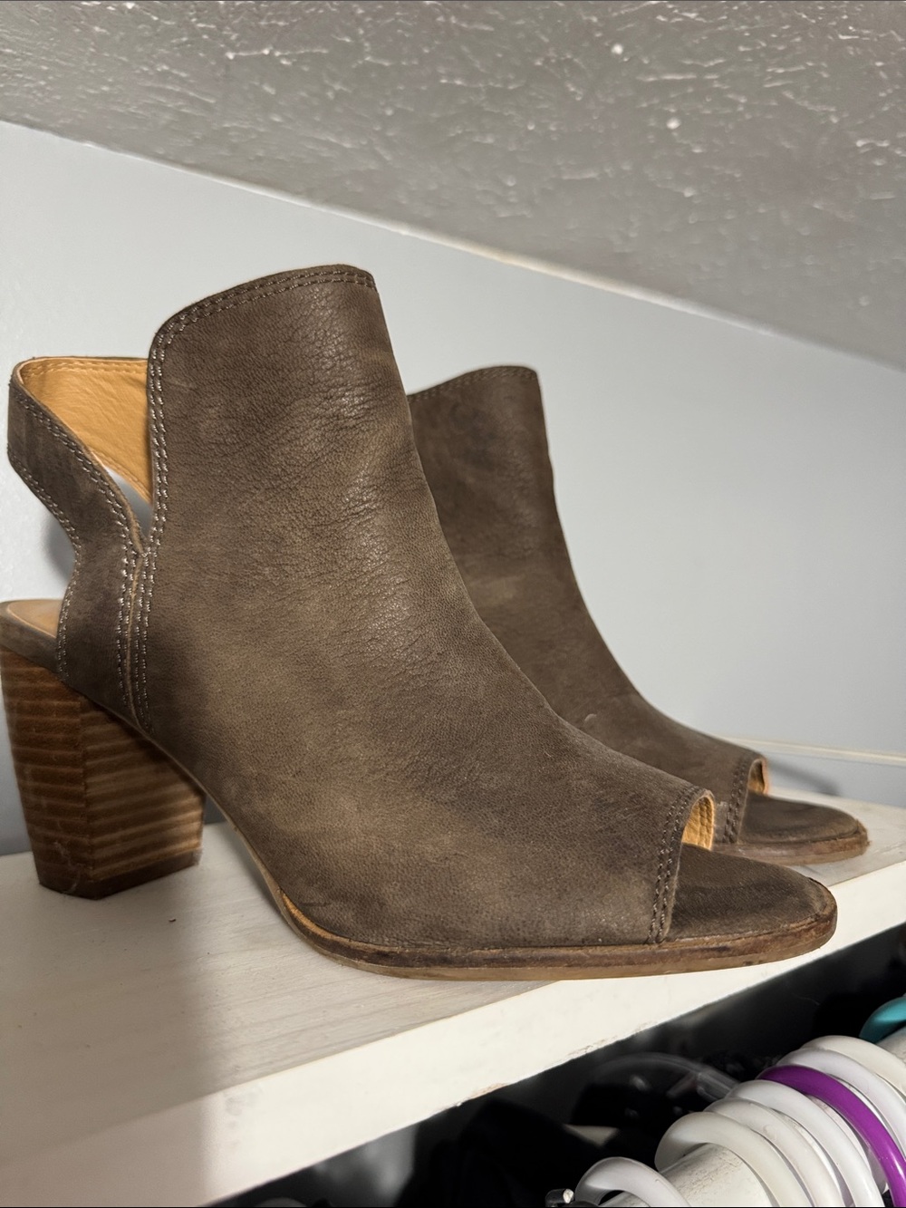 Lucky Brand Taupe Brown Open-Toe Block Heel Mules